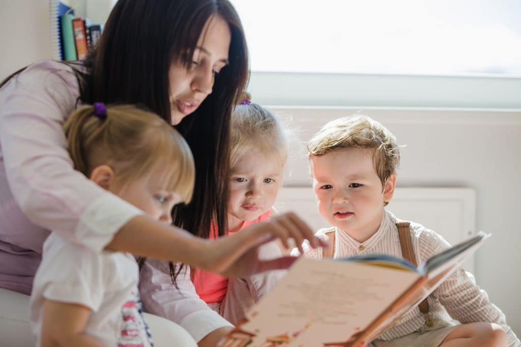 queensland teacher aides and childcare